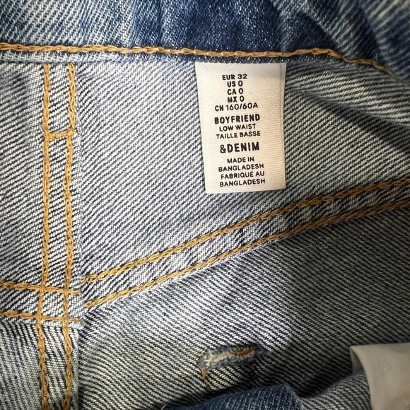&denim low waist boyfriend jeans distressed knee size 0 in excellent condition - Picture 4 of 4